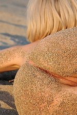 Naked teen girl posing at the beach-01