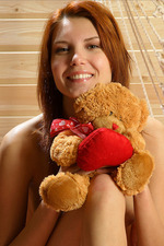 Redhead honey posing naked-08