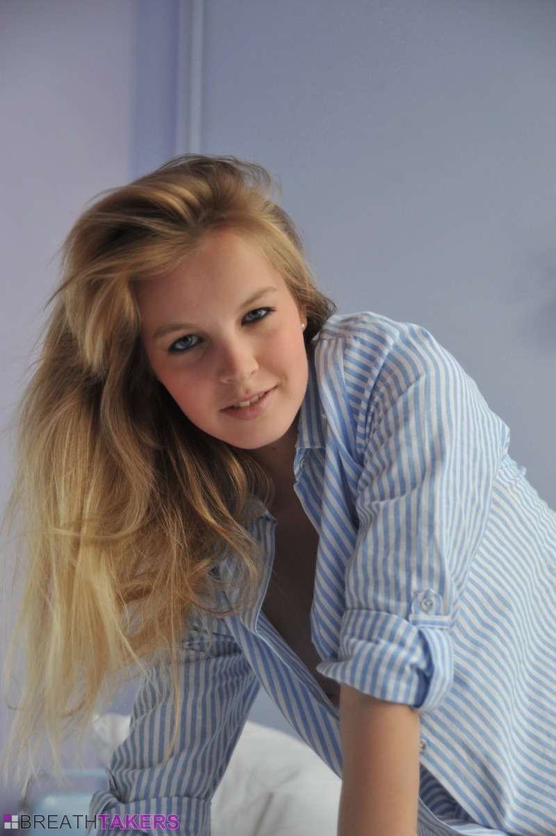 Rose Posing In Her Bed-17