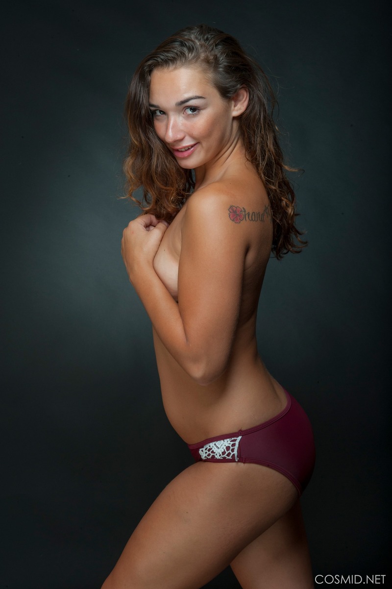 Naked Brunette Babe Jocelyn Joyce-07