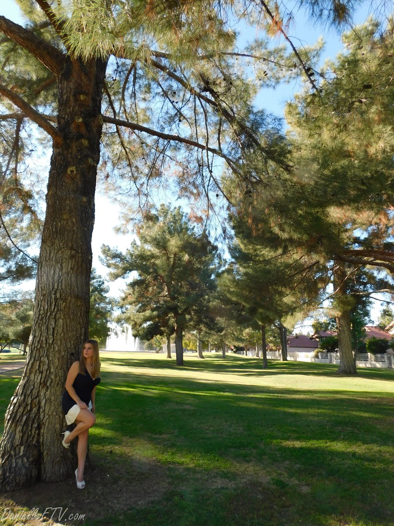 Busty Danielle Having Fun In The Park-09