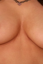 Taylor Vixen Having Some Solo Fun-09