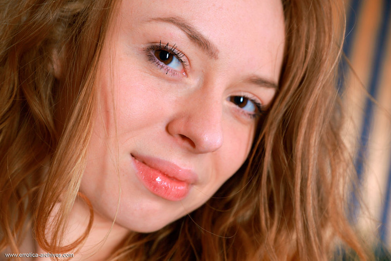 Adorable Redhead Regina Gets Naked-08