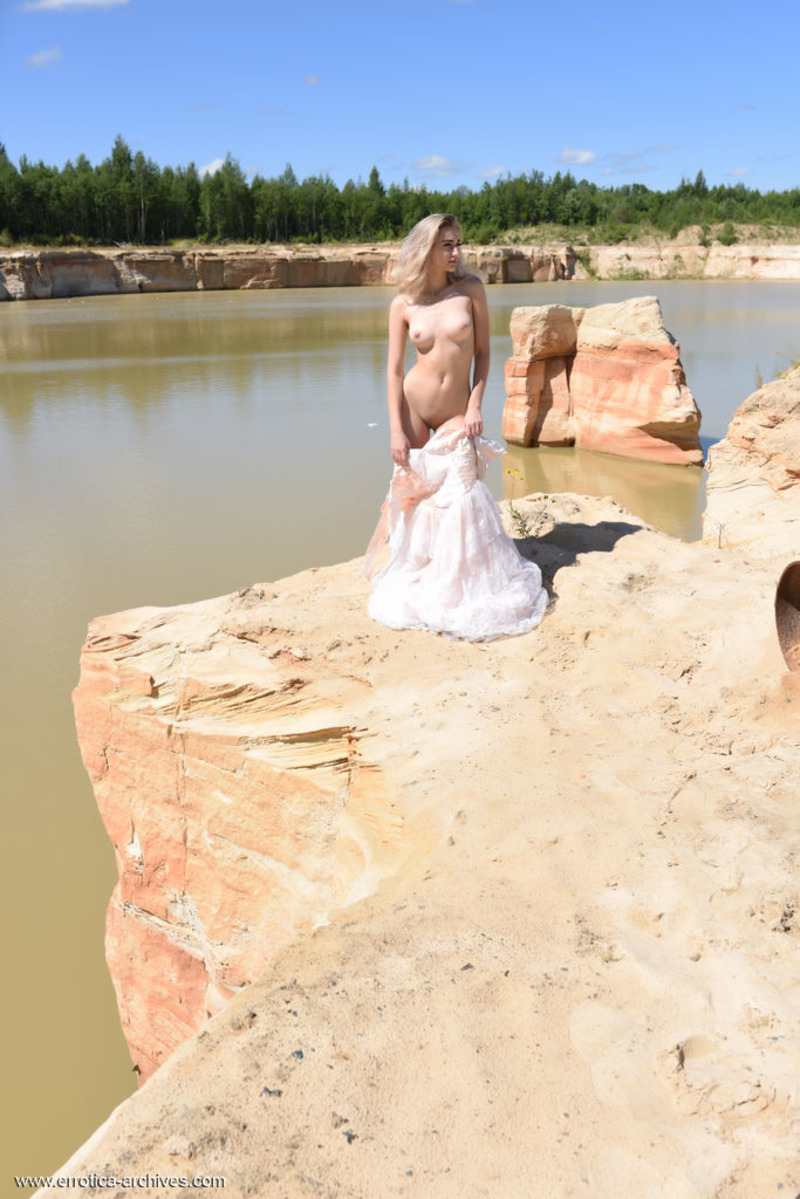 Ava List Stripping By The Sea-03