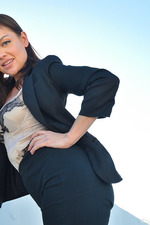 Sovereign Syre In Business Casual-03