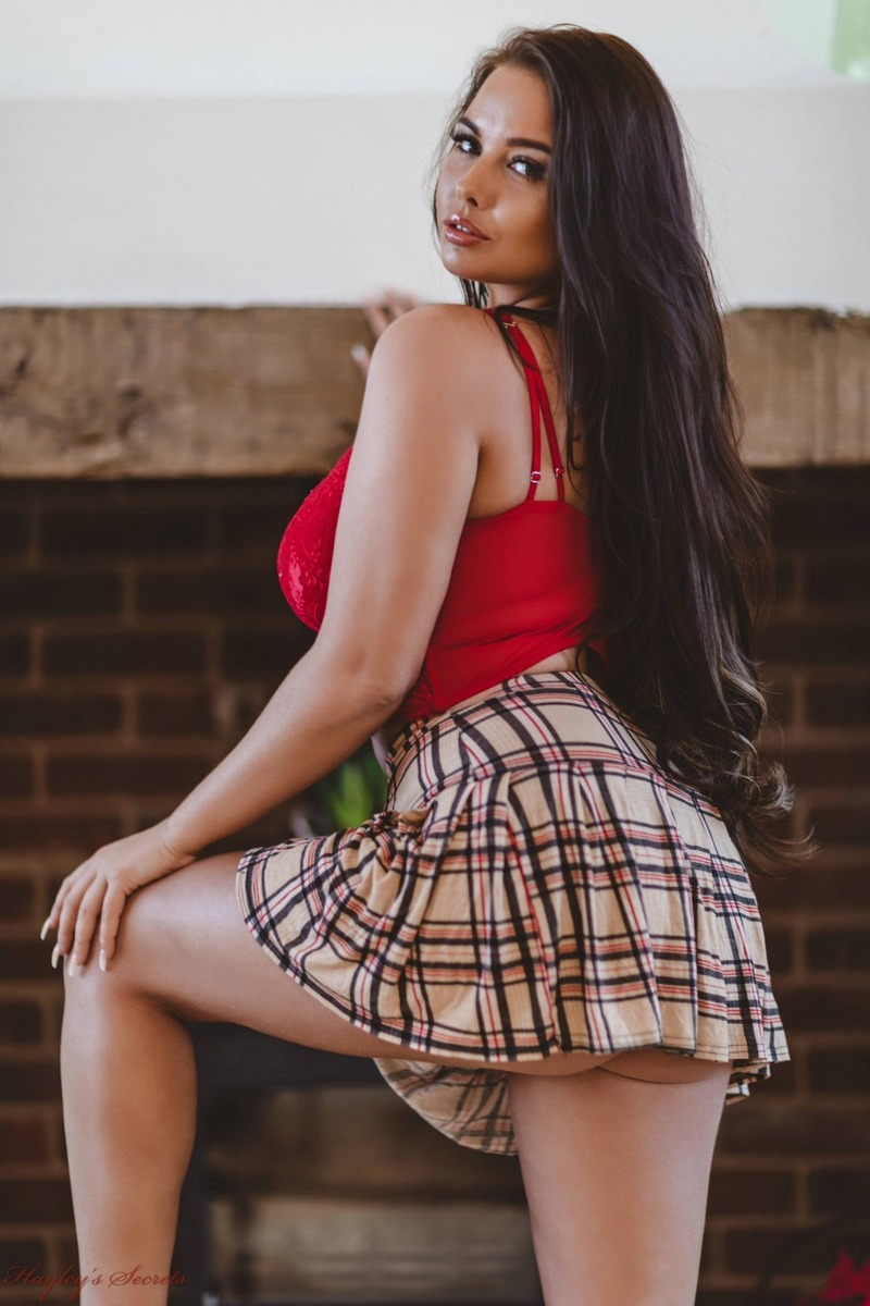 Busty Babe Kym Graham-03