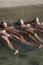 Naked sexy beach girls-05