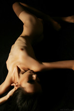Naked Damn Hot Fresh Model-07