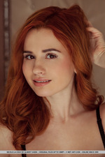 Naked Redhead Beauty Nicole La Cray-16