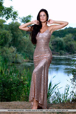 Busty Martina Mink Posing Outdoors-01