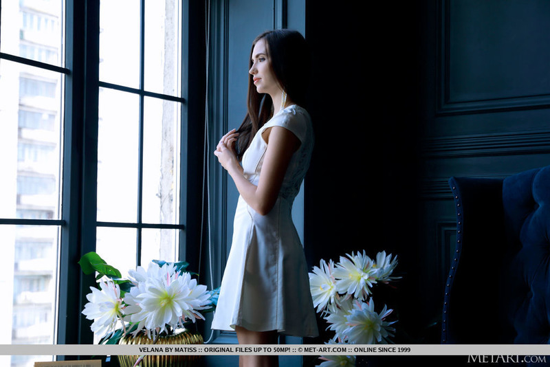 Beautiful Velena Posing Naked-14
