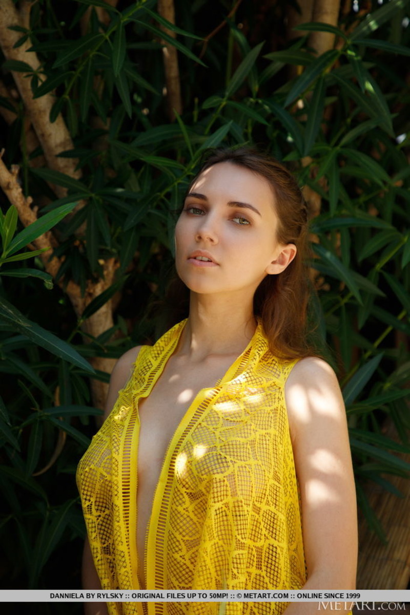 Natural Busty Daniella Having Fun In The Garden-15