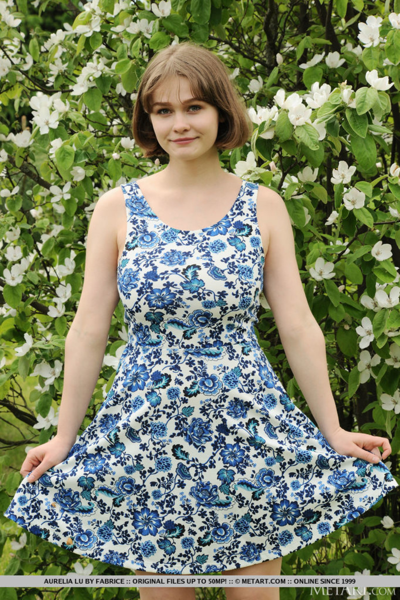 Busty Aurelia Lu Undressing Outdoors-06