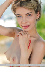 Eva Tali Spreads Her Legs Outdoors-00