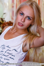 Tempting Blue Eyed Blonde Sonnett-17