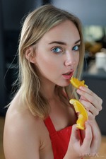 Sinful Beauty Oxana Chic-00