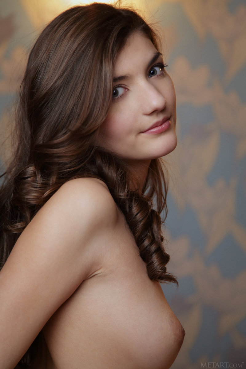 Naked teen brunette girl Ryanel-05