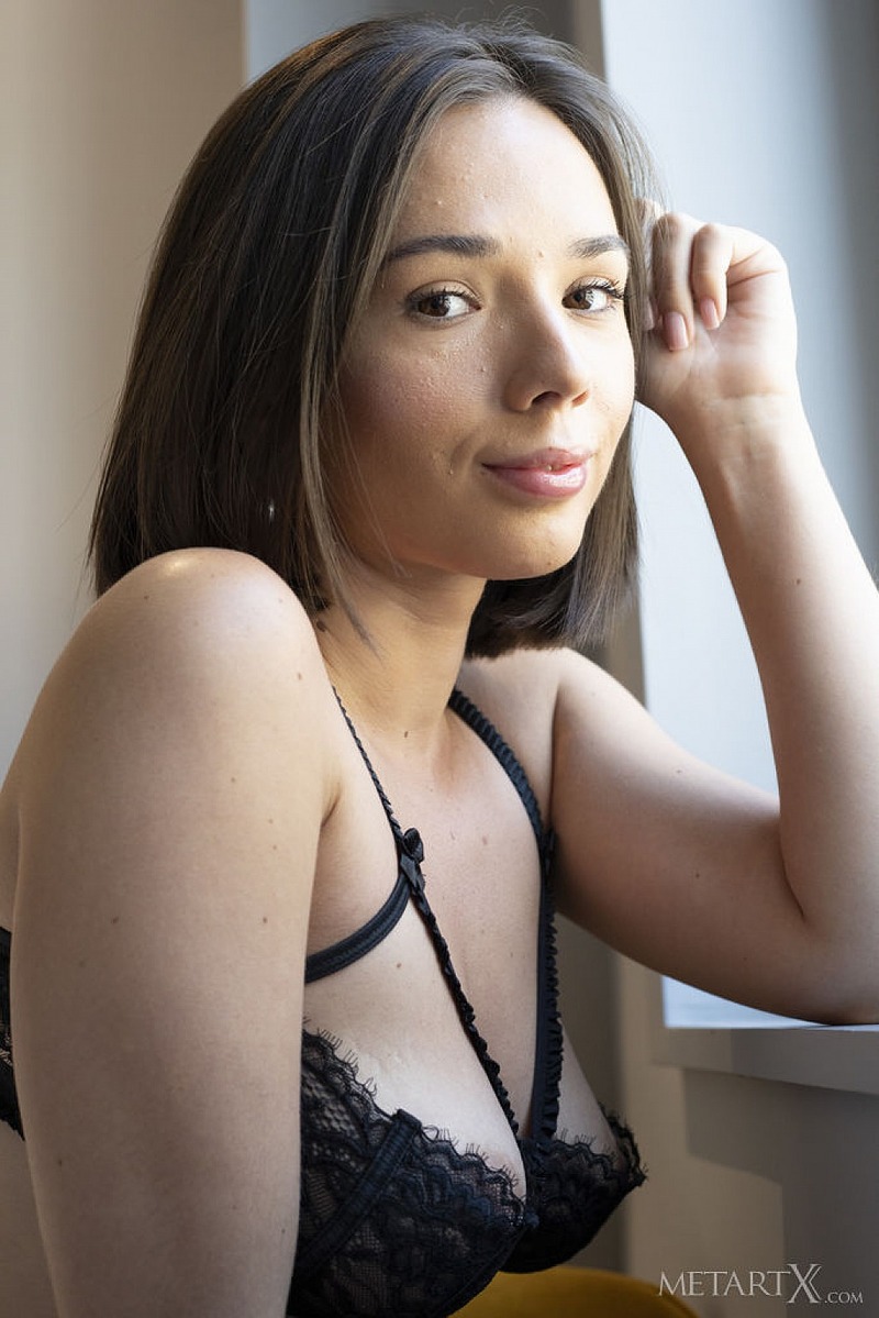 Seductive Eve Sweet Masturbating-12