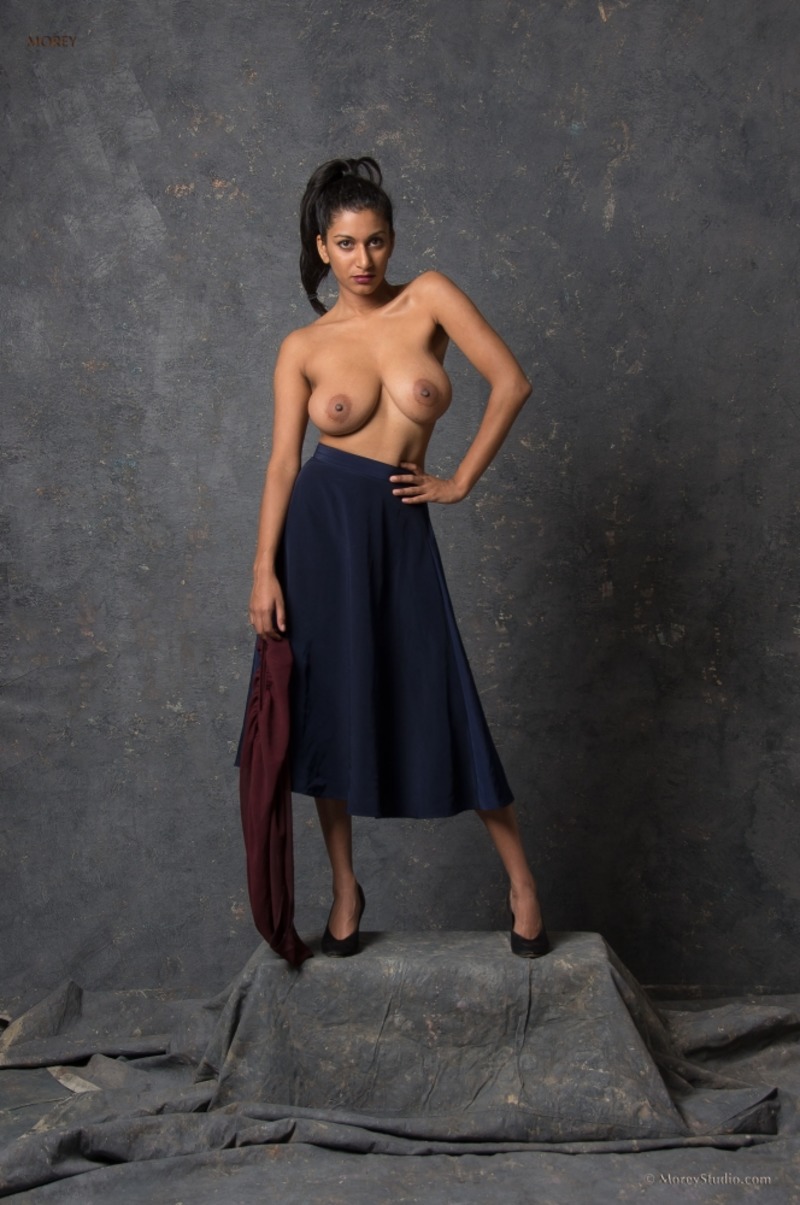 Natural Busty Sabine-02