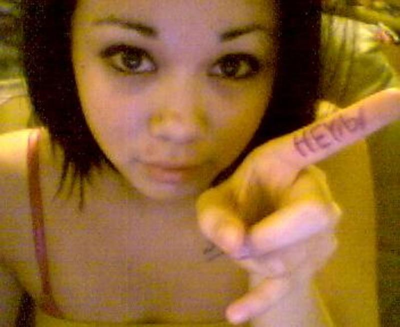 Asian teen tramp posing-13