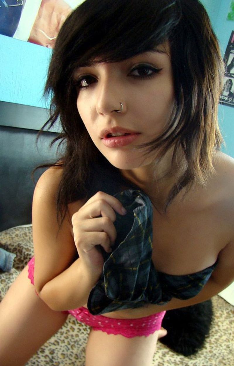 A bunch of hot chicks that you would definitely love to fuck-06