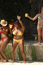 Super hot poolparty turns crazy here in these pics-00