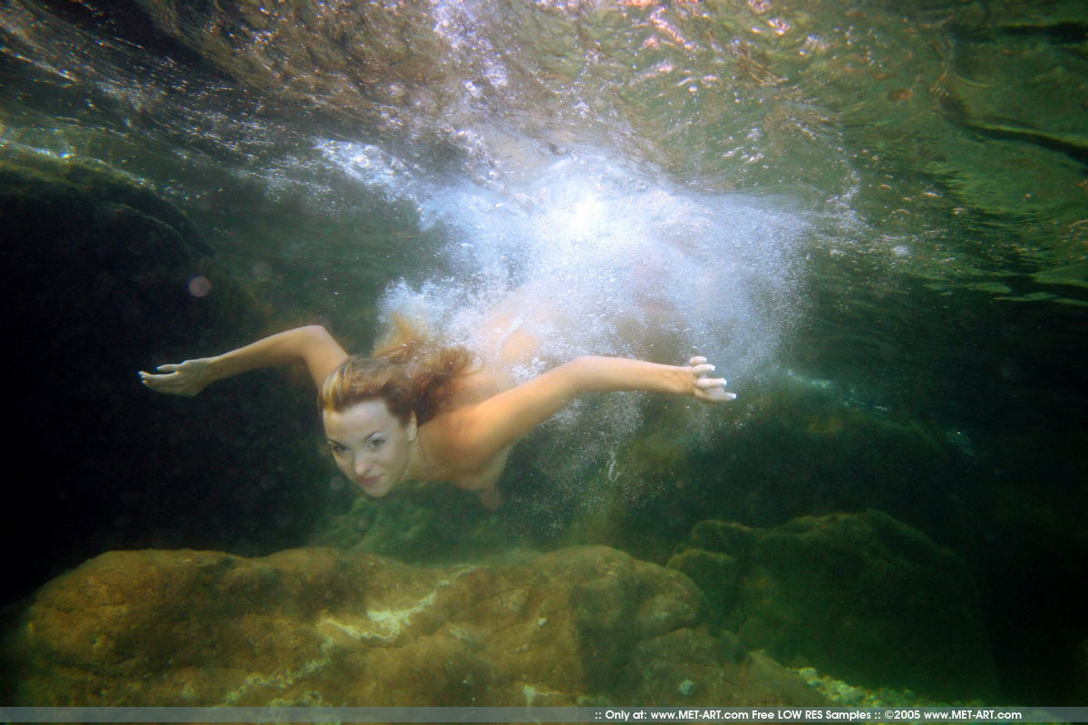 Under The Water-13
