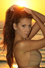 Sexy babes posing naked at the sunset-04