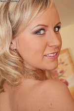 This juggy blonde gets titty fucked-11