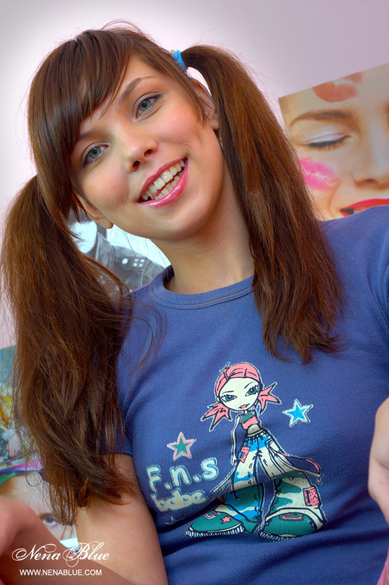 Sexy Lucy in pink-08