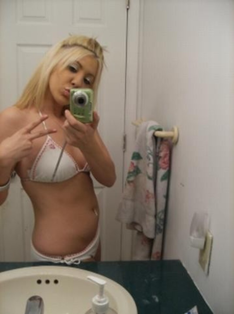 Homemade amateur pictures of real exgirlfriends-00