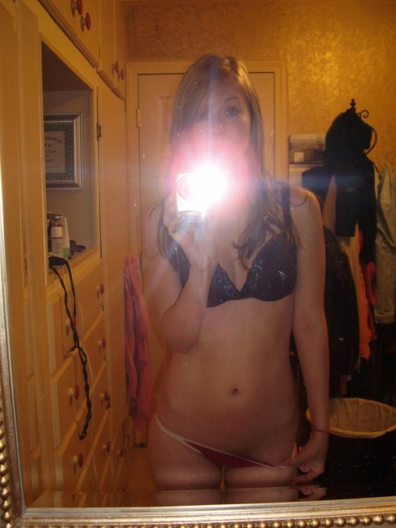 Real horny amateur babes-09