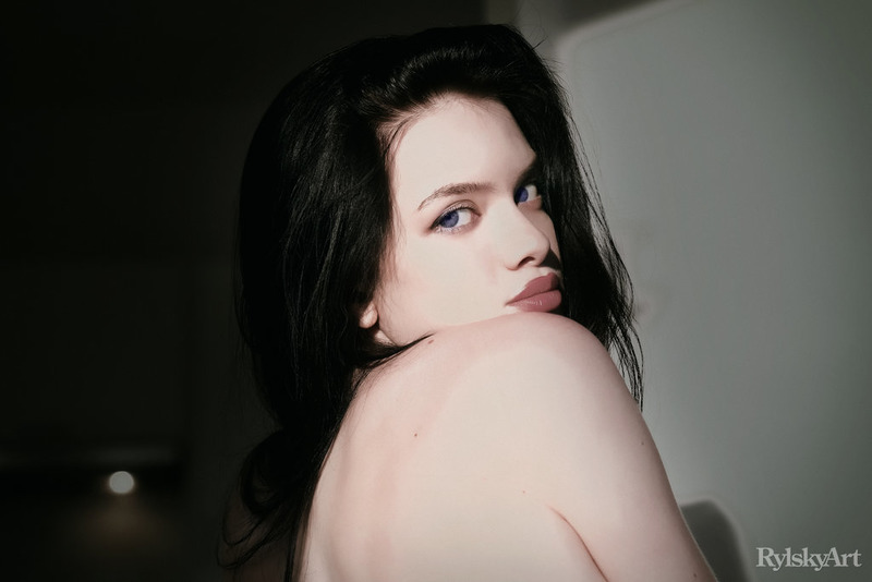 Ariana Mun Wearing Sexy Fishnet-00