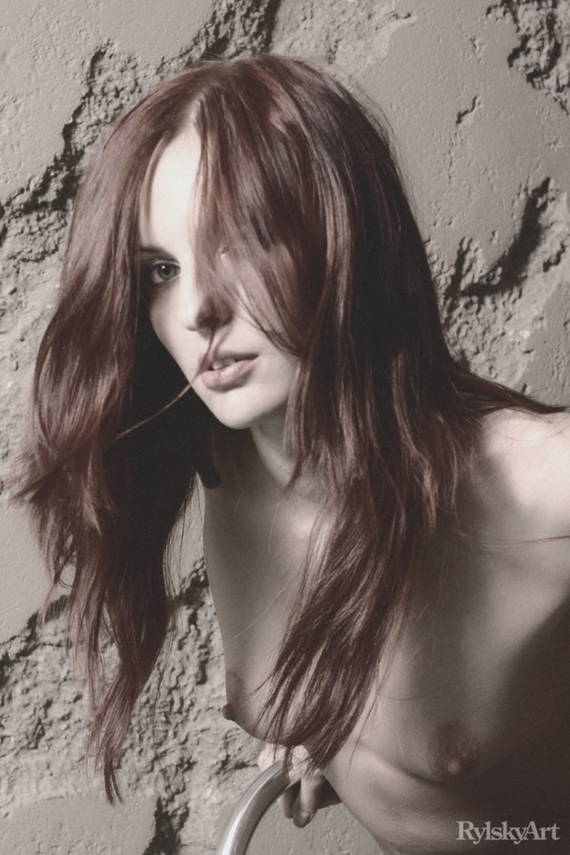 Redhead Babe Alyssa Flames Waring Hot Stockings-06