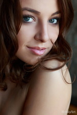 Hot Nikia-15