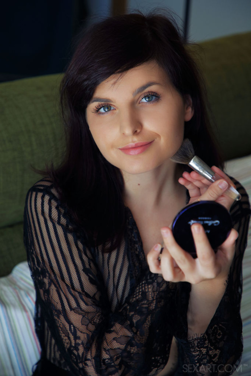 Horny Flaca Playing With Her Hairy Pussy-06